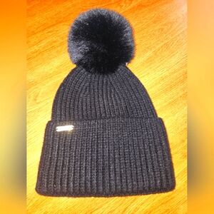 Steve Madden Black Pom Beanie NWOT